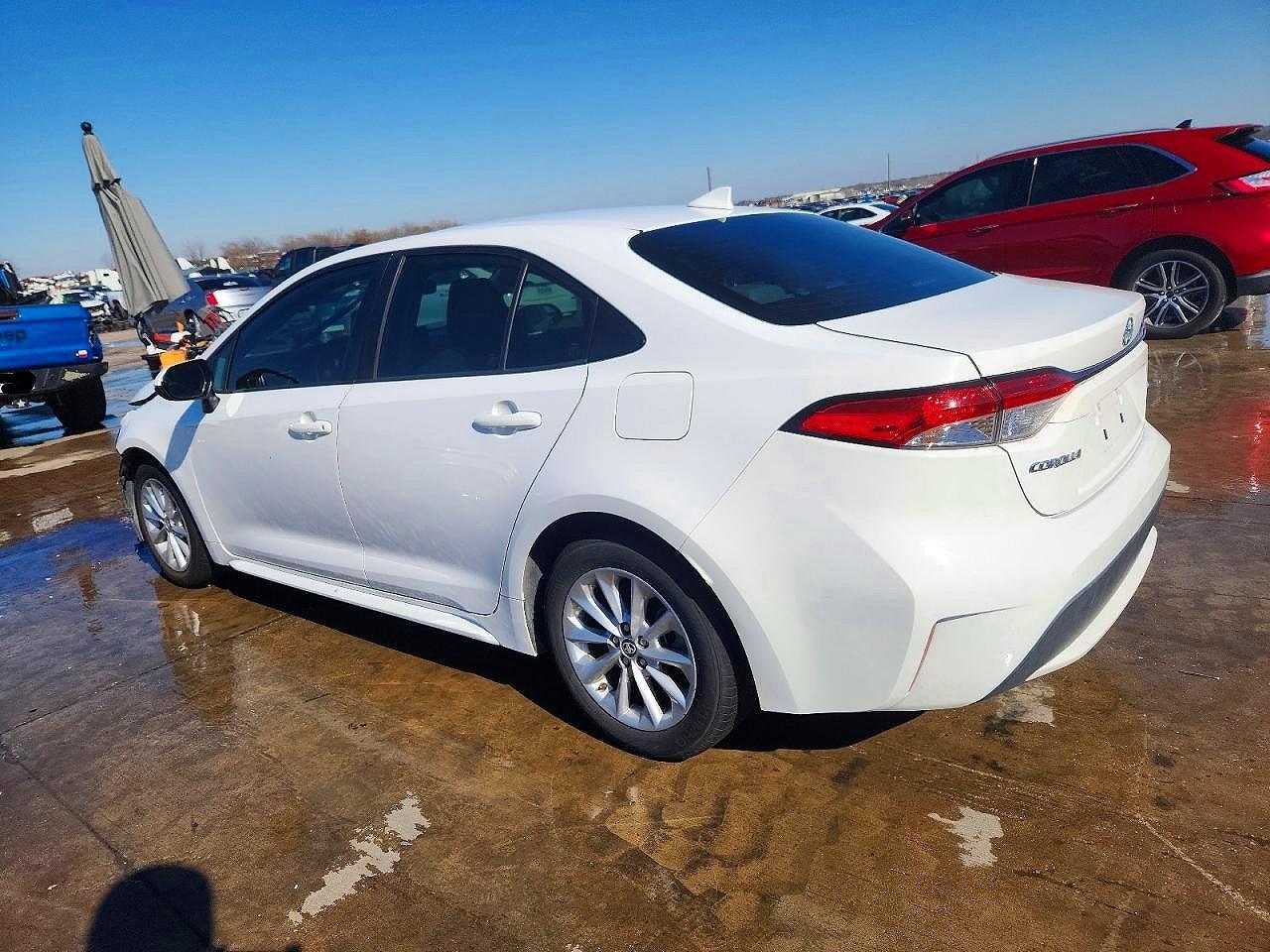 2020 Toyota Corolla Le - Фото 2