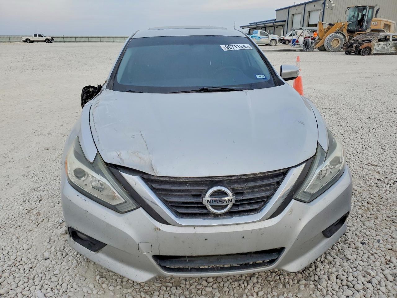 2017 Nissan Altima 2.5 - Image 5