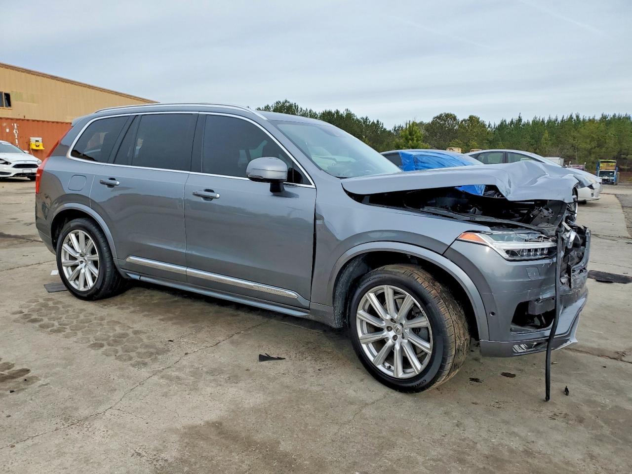 2017 Volvo Xc90 T6 - Фото 4