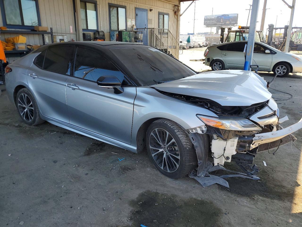 2019 Toyota Camry Xse - Image 4
