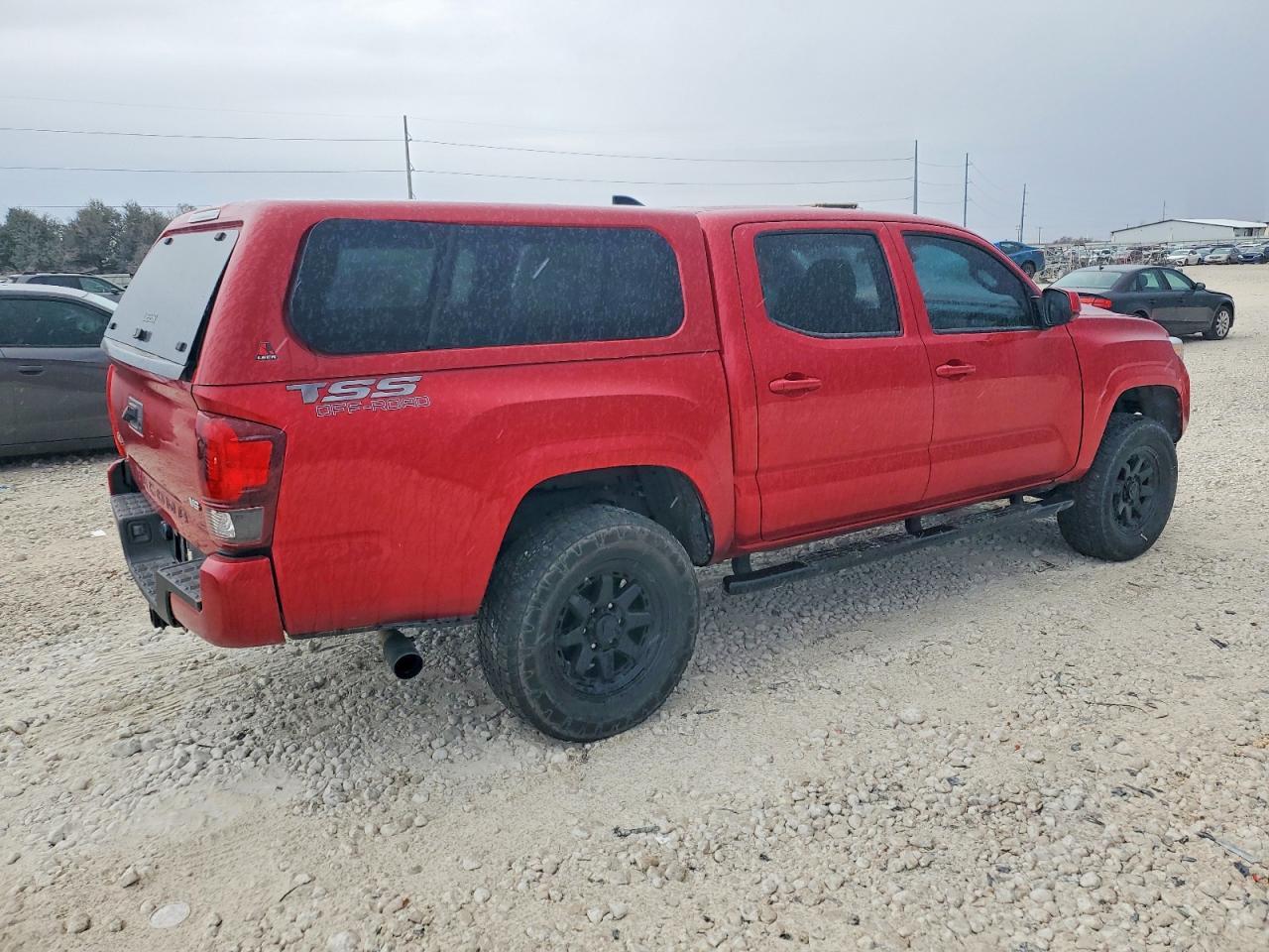 2023 Toyota Tacoma Double Cab - Image 3