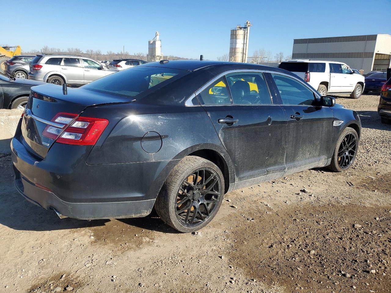 2014 Ford Taurus Police Interceptor - Image 3