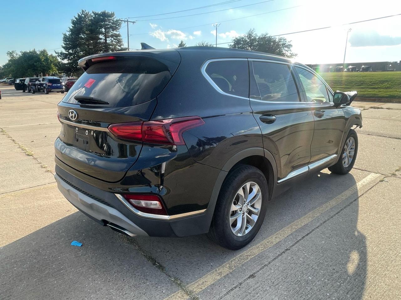 2019 Hyundai Santa Fe Sel - Фото 4