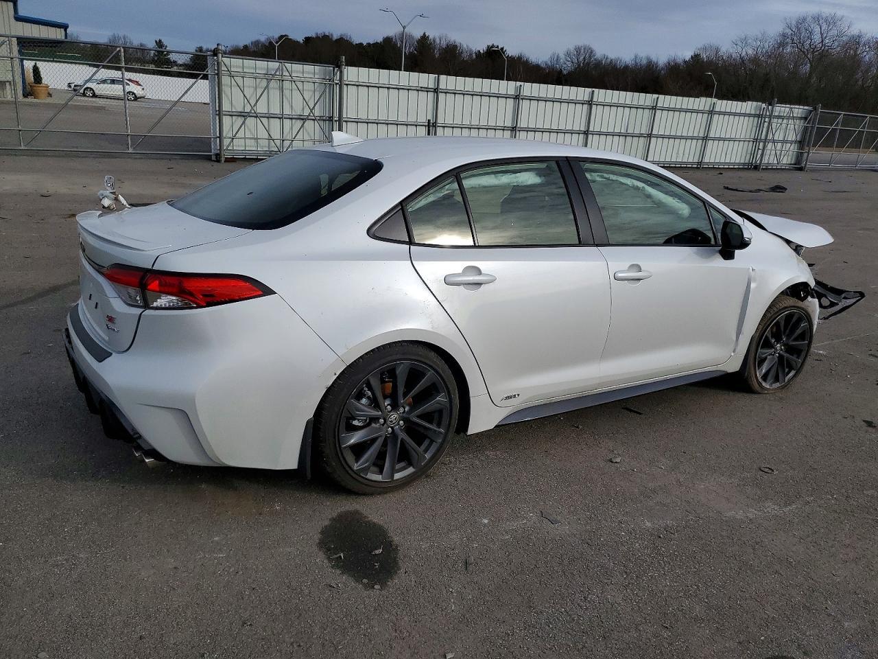 2025 Toyota Corolla Hybrid Se - Фото 3