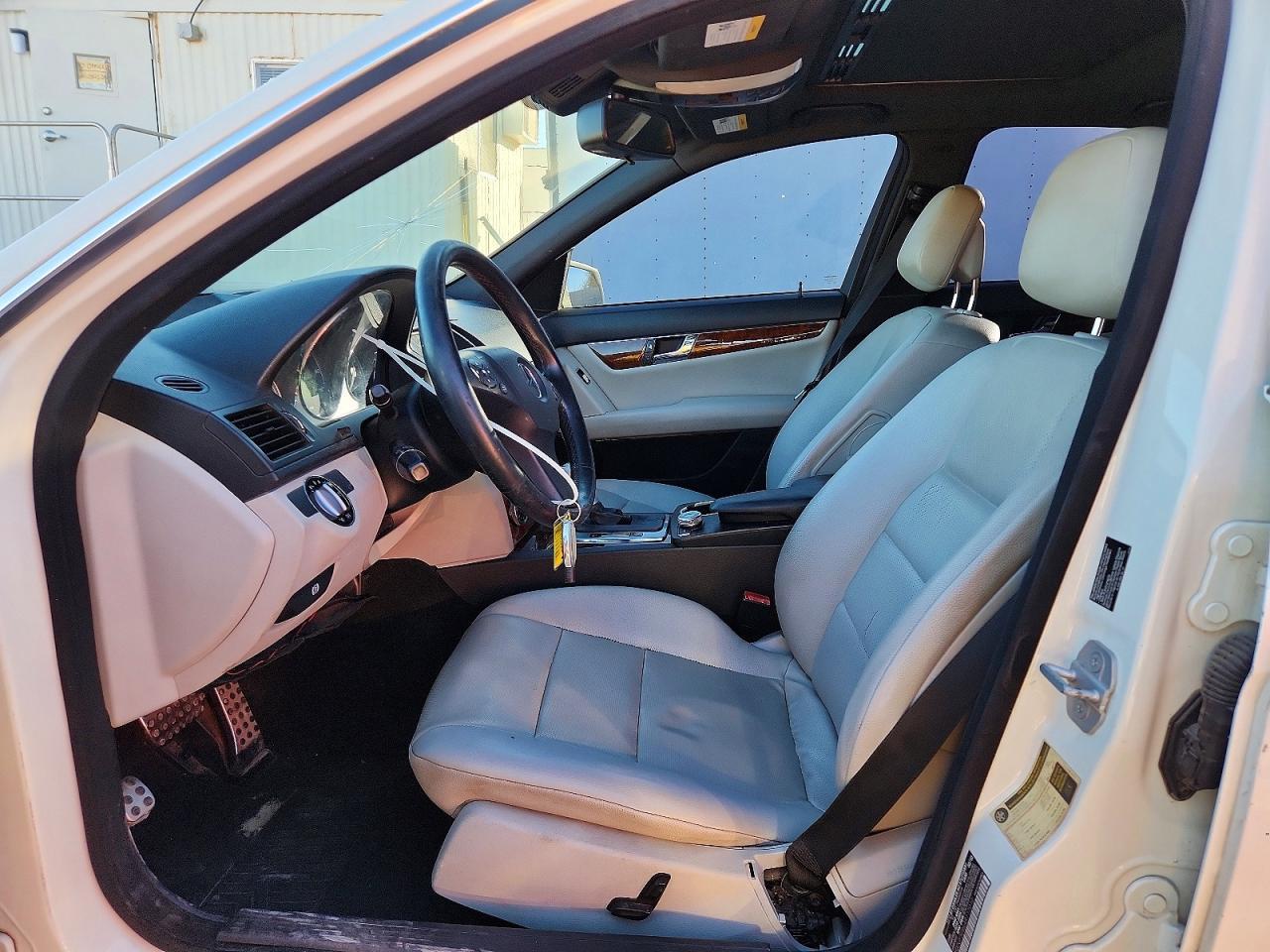 2010 Mercedes-Benz C 300 - Image 7