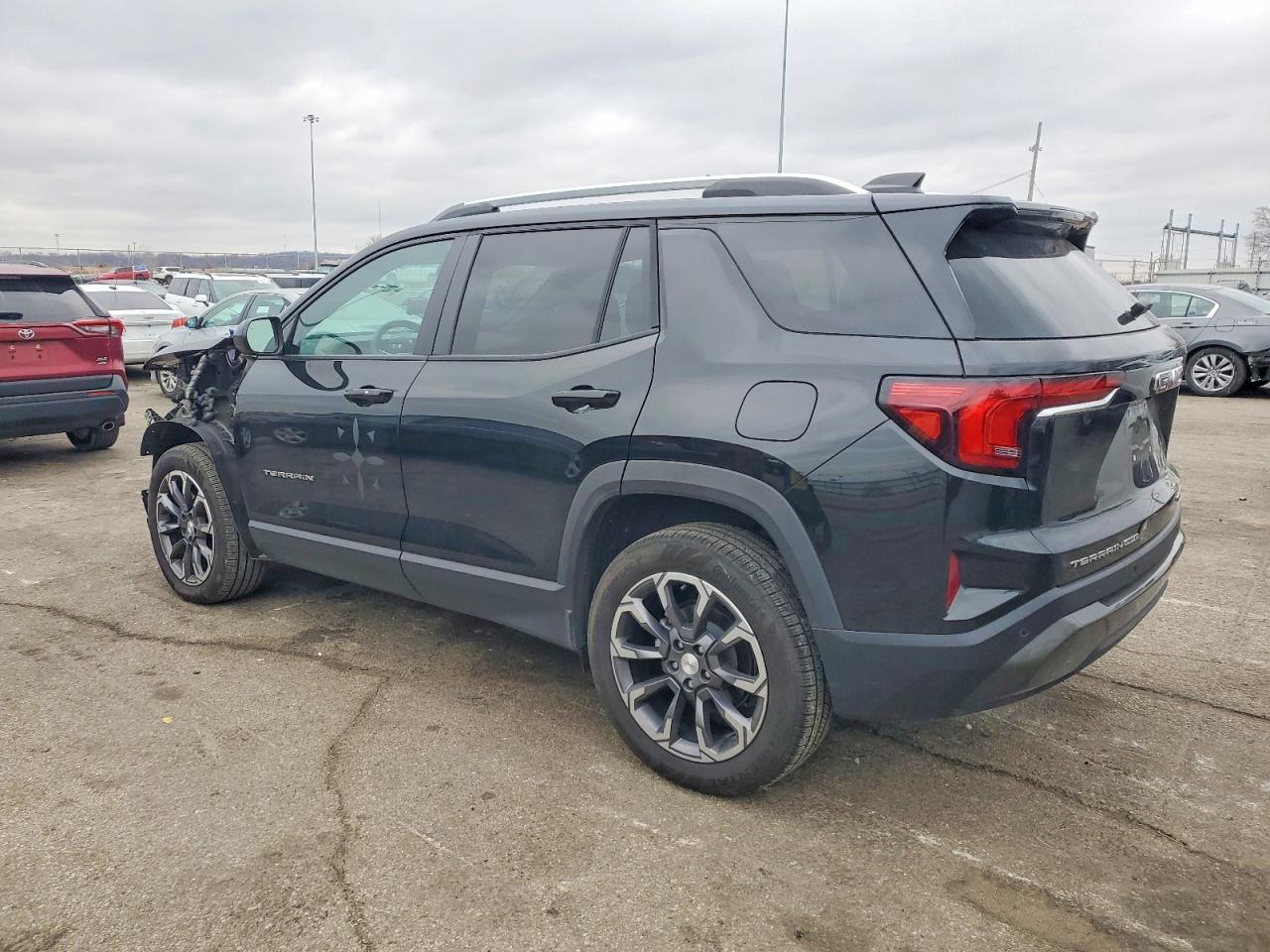 2025 GMC Terrain - Фото 2