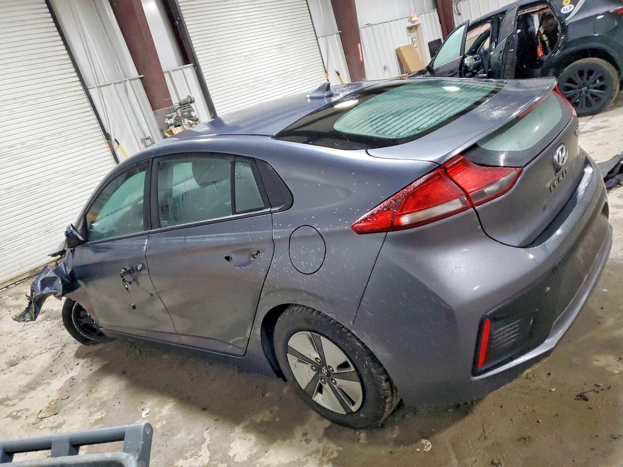 2019 Hyundai Ioniq Blue - Фото 2