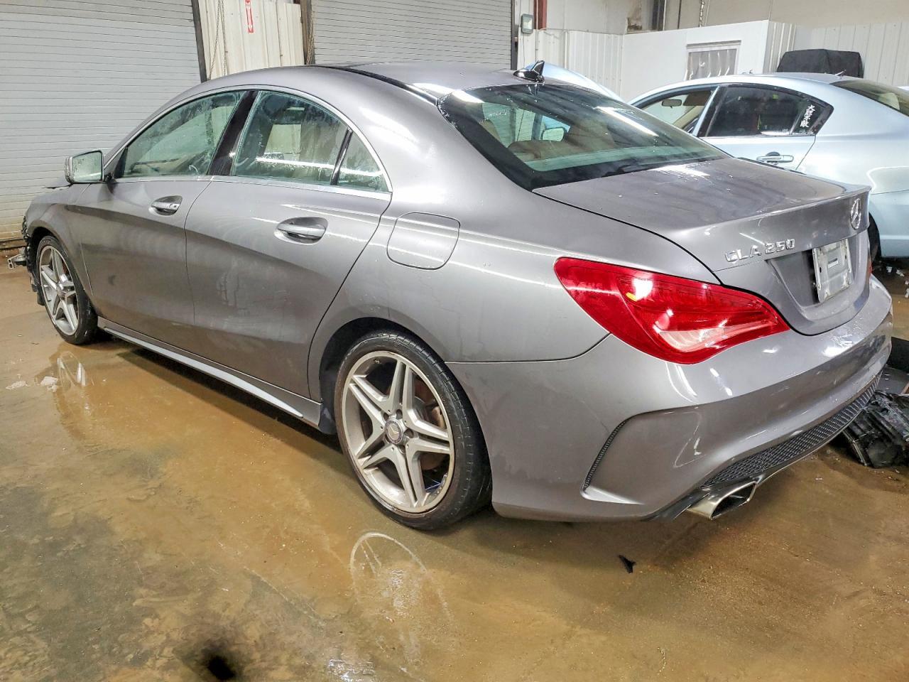 2014 Mercedes-Benz Cla 250 4Matic - Image 2