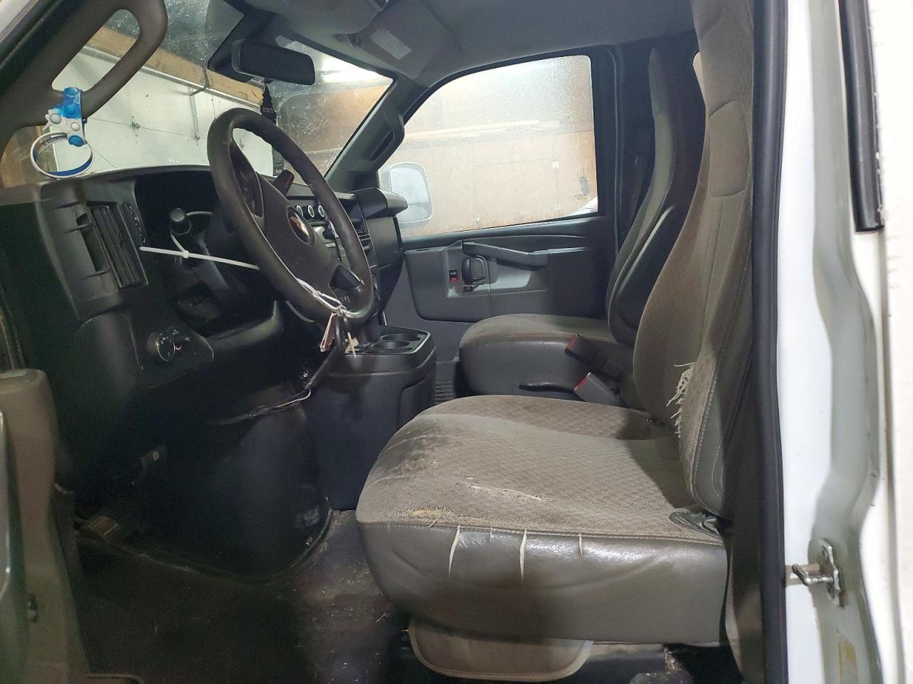 2020 Chevrolet Express G2500 Lt - Image 7