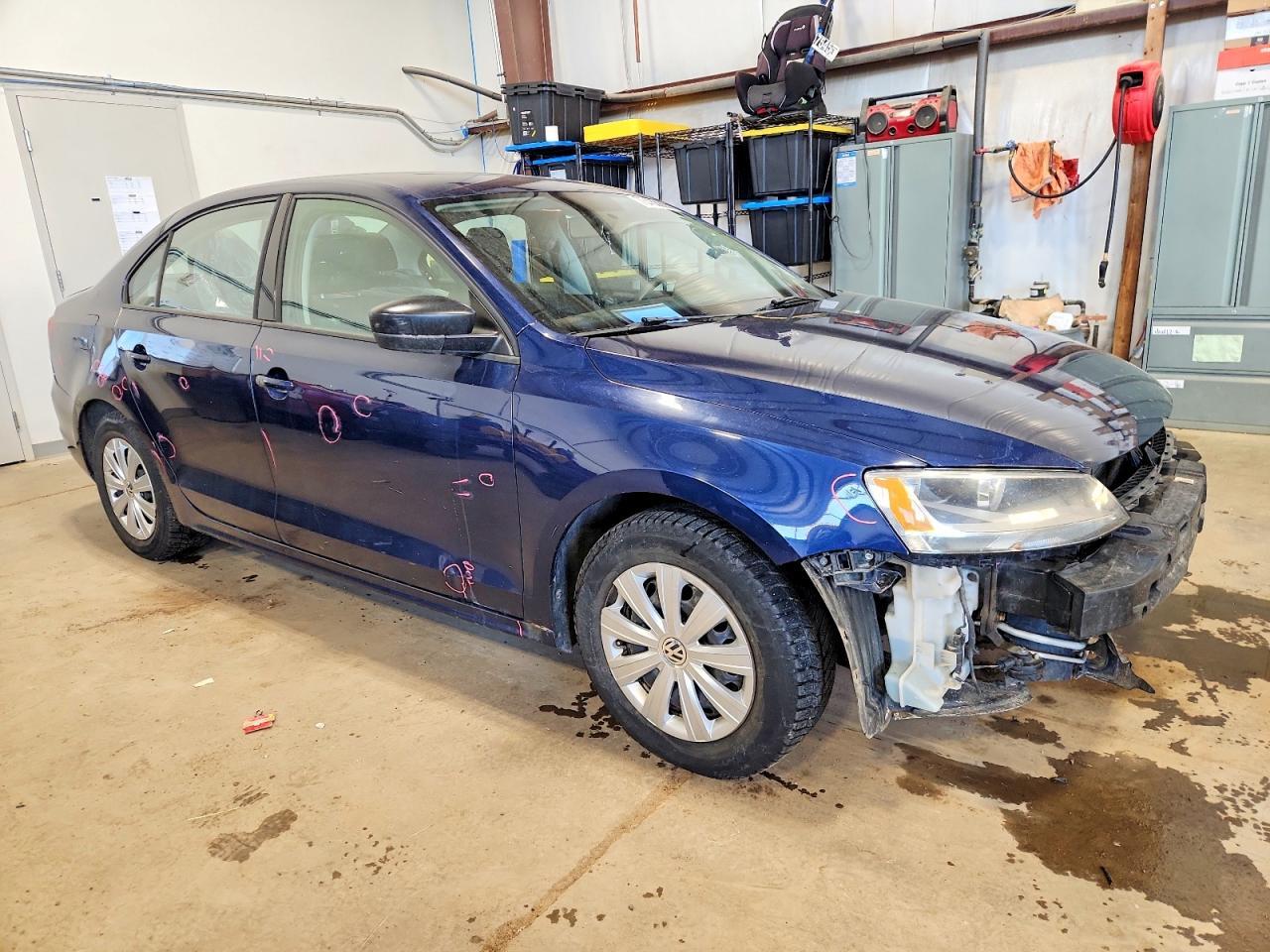 2013 Volkswagen Jetta Base - Image 4