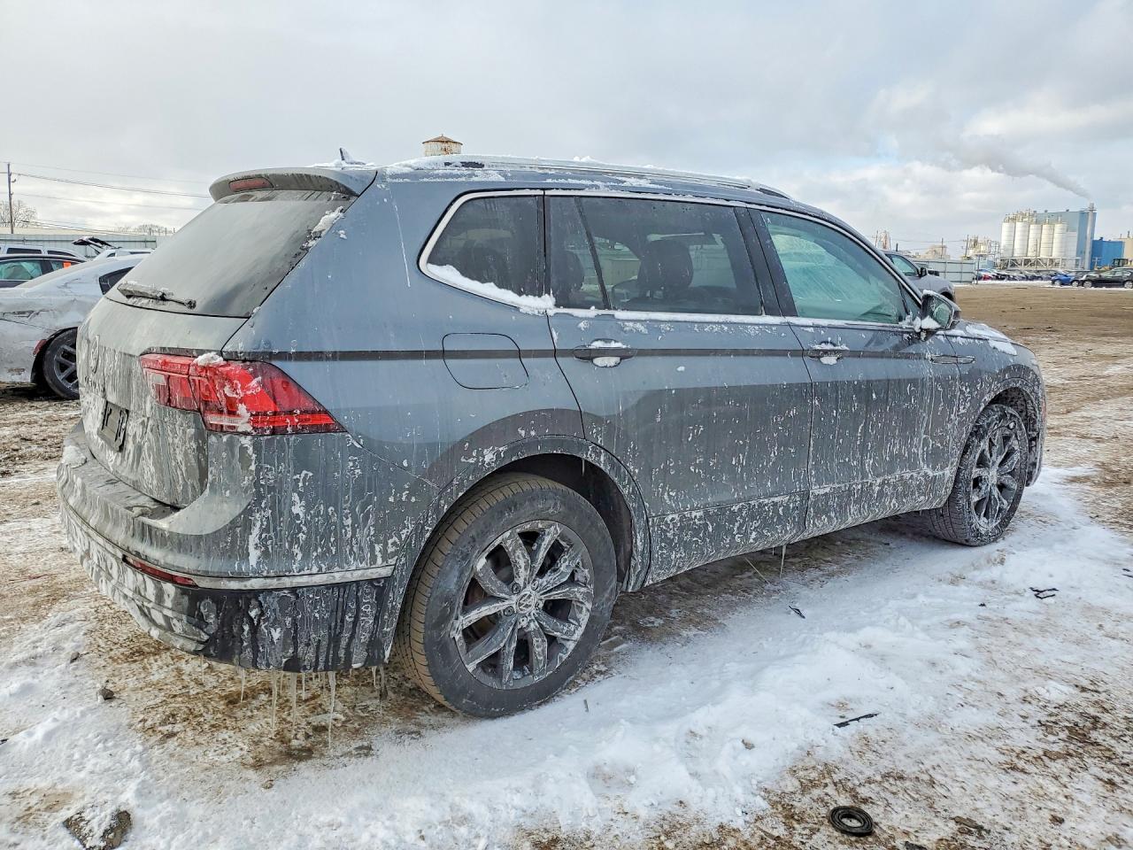 2023 Volkswagen Tiguan Se - Фото 3