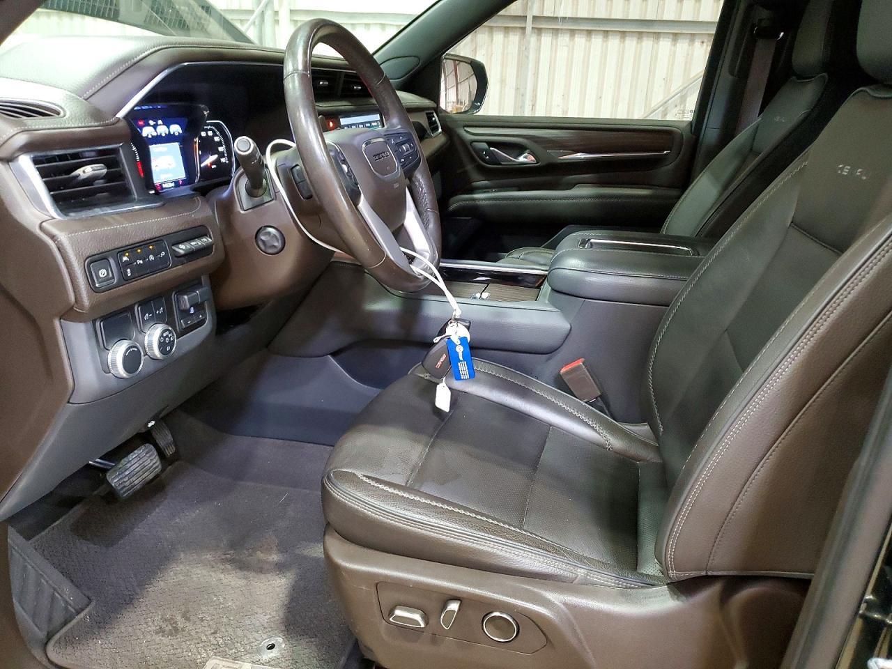 2021 GMC Yukon Denali - Image 7