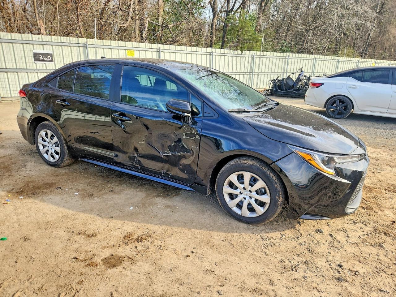 2025 Toyota Corolla Le - Фото 4
