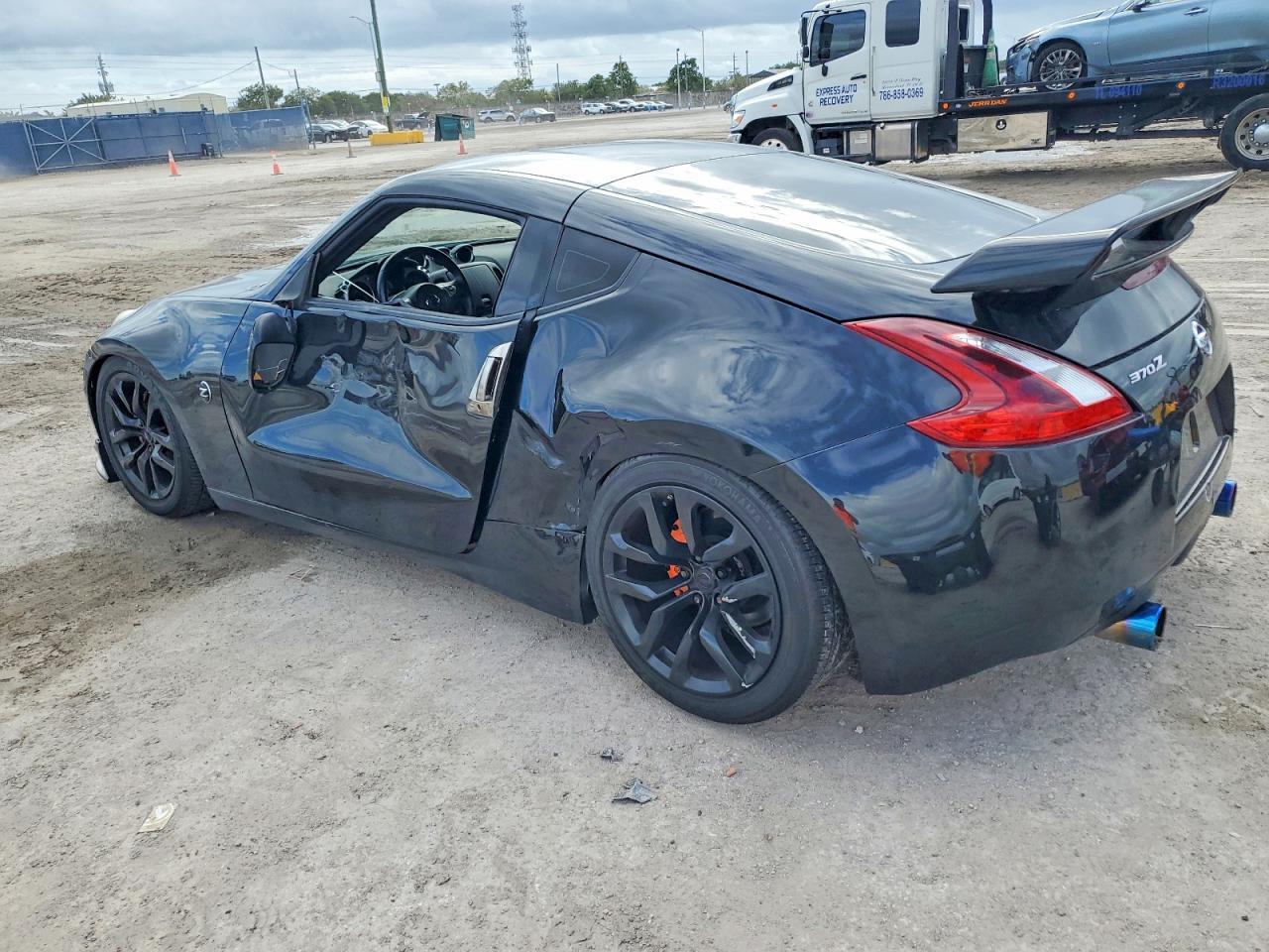 2020 Nissan 370Z Base - Фото 2