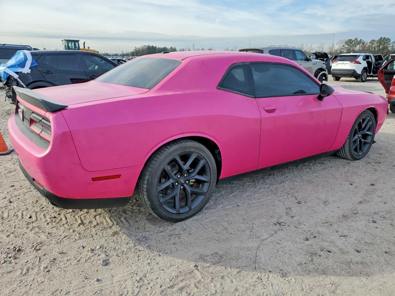 2023 Dodge Challenger R/T - Фото 3