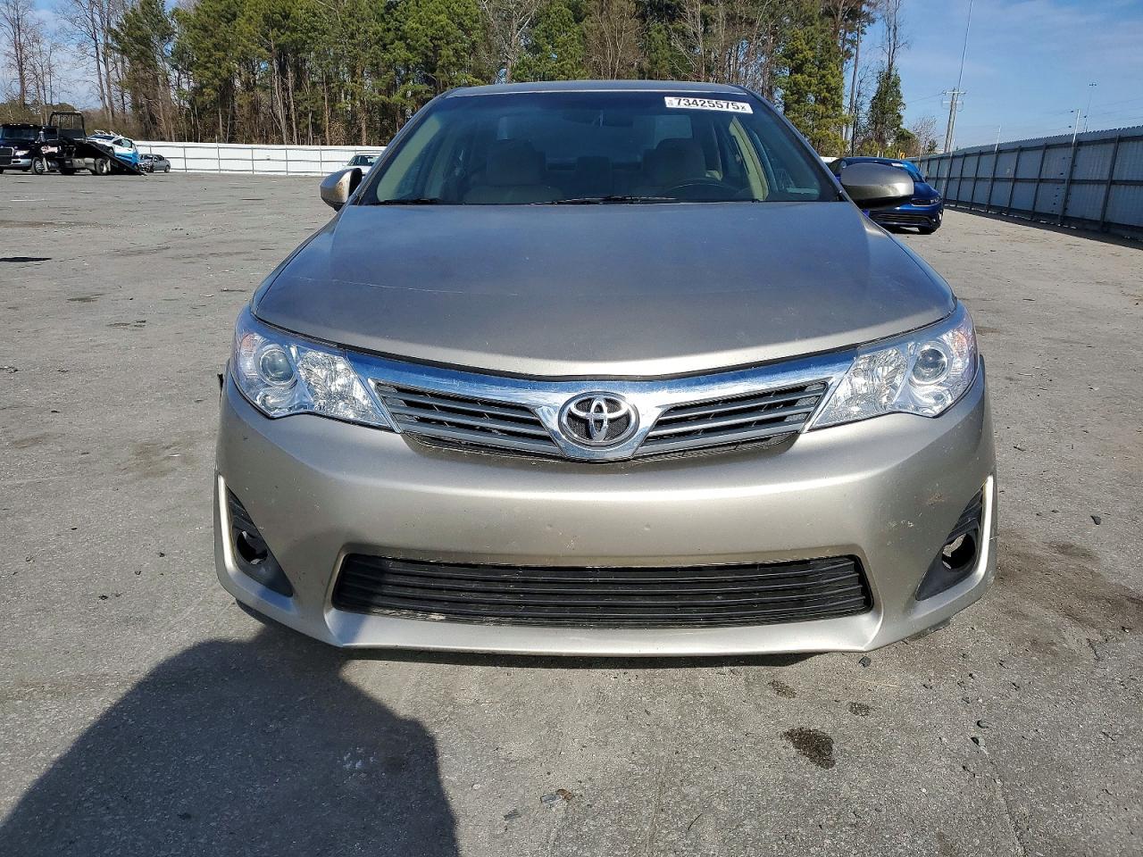 2014 Toyota Camry L - Image 5
