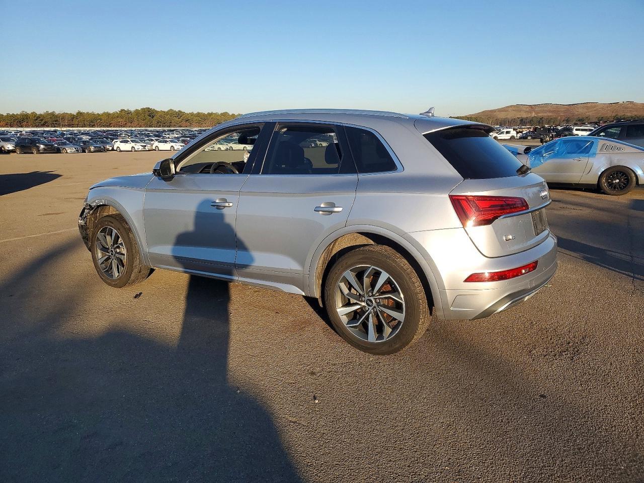 2021 Audi Q5 Premium Plus - Image 2