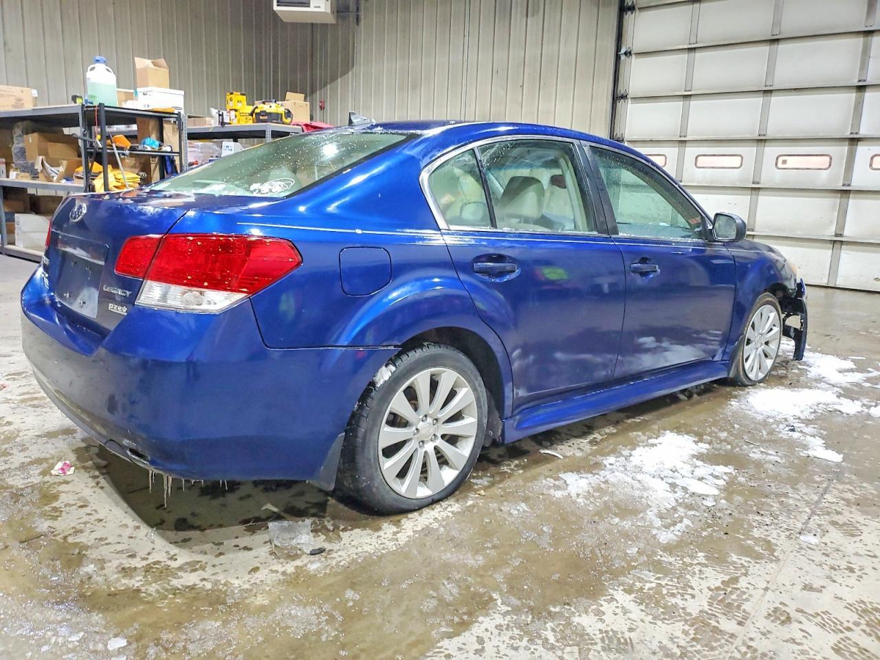 2011 Subaru Legacy 2.5I Limited - Фото 3