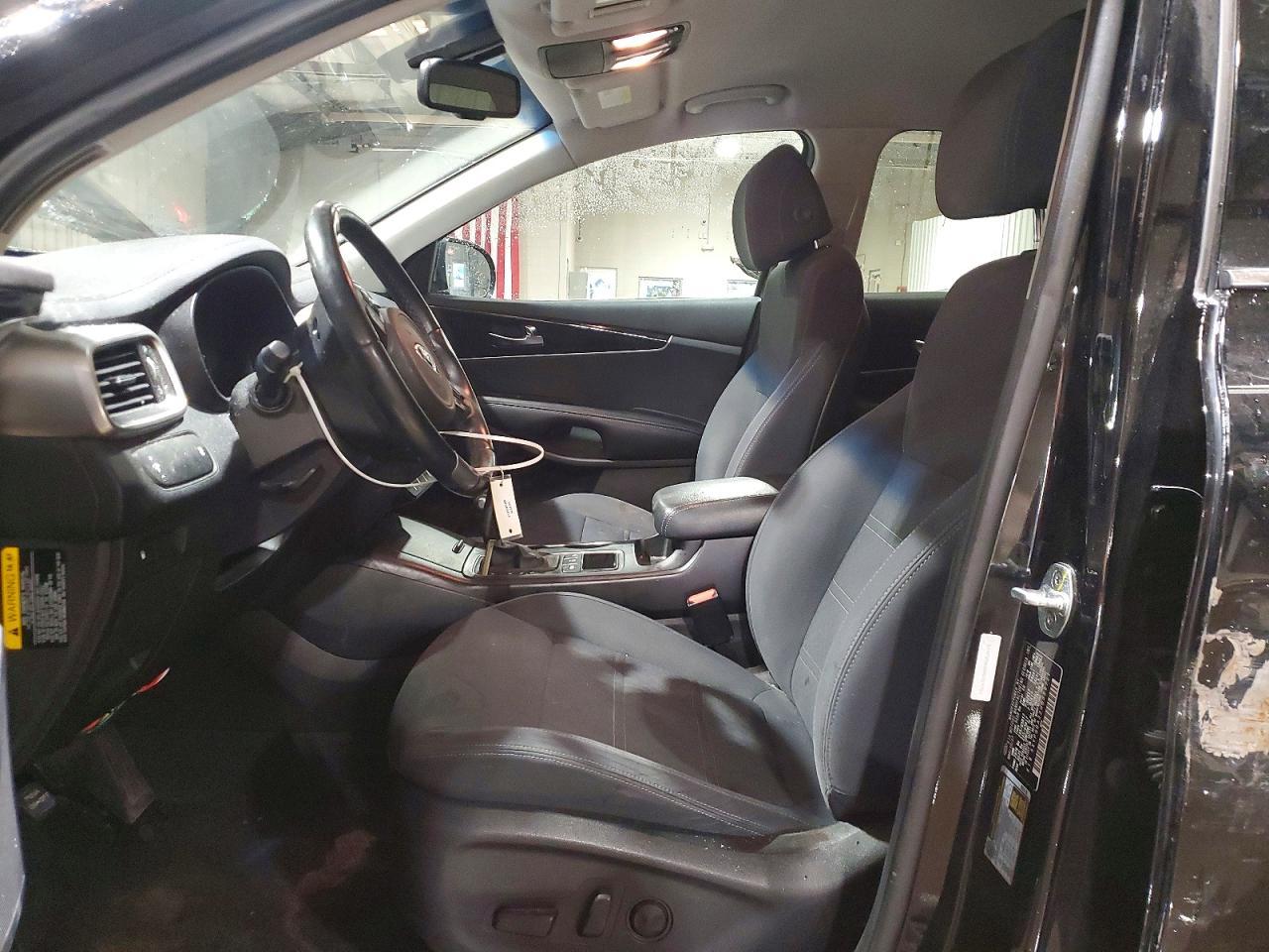 2017 Kia Sorento Lx - Image 7