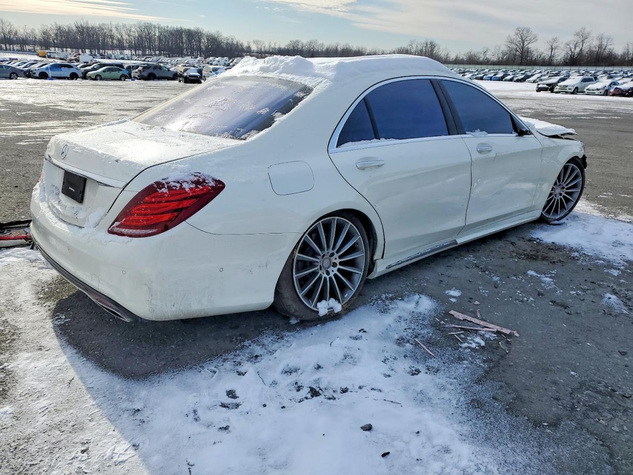 2015 Mercedes-Benz S 550 - Фото 3