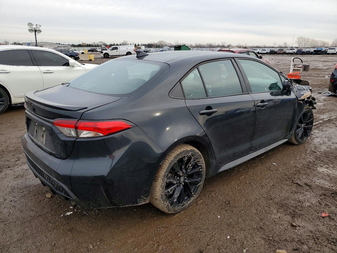 2022 Toyota Corolla Se - Фото 3