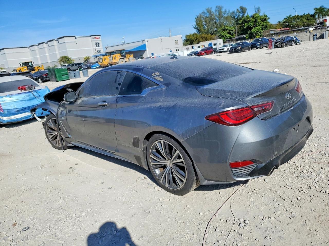 2017 Infiniti Q60 Base - Фото 2