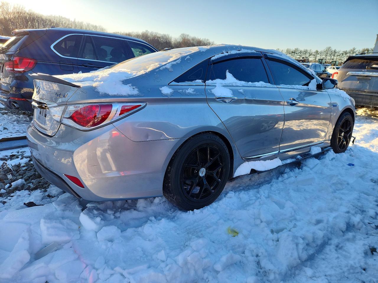 2012 Hyundai Sonata Hybrid - Фото 3