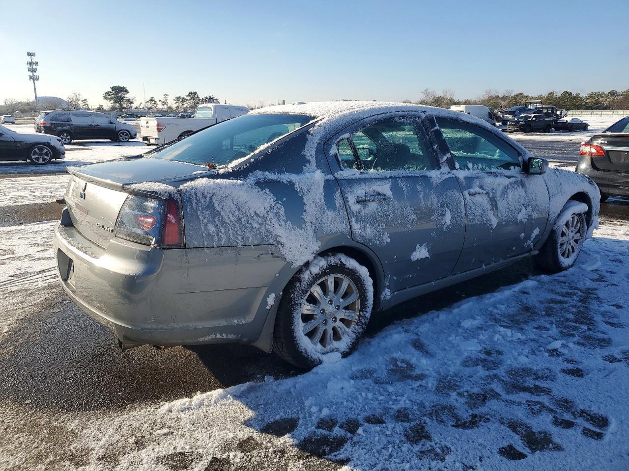 2008 Mitsubishi Galant Es Premium - Image 3