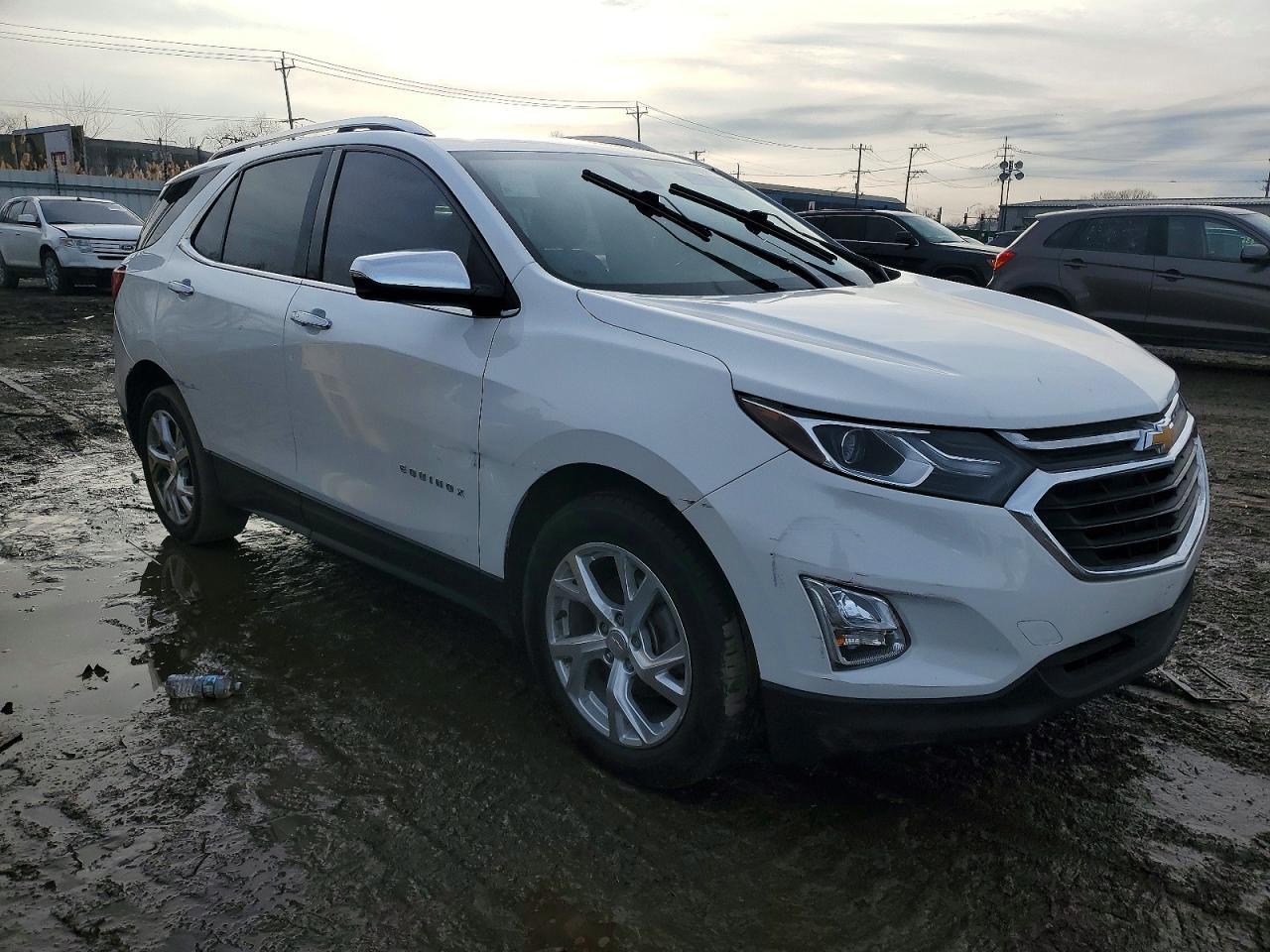 2021 Chevrolet Equinox Premier - Image 4