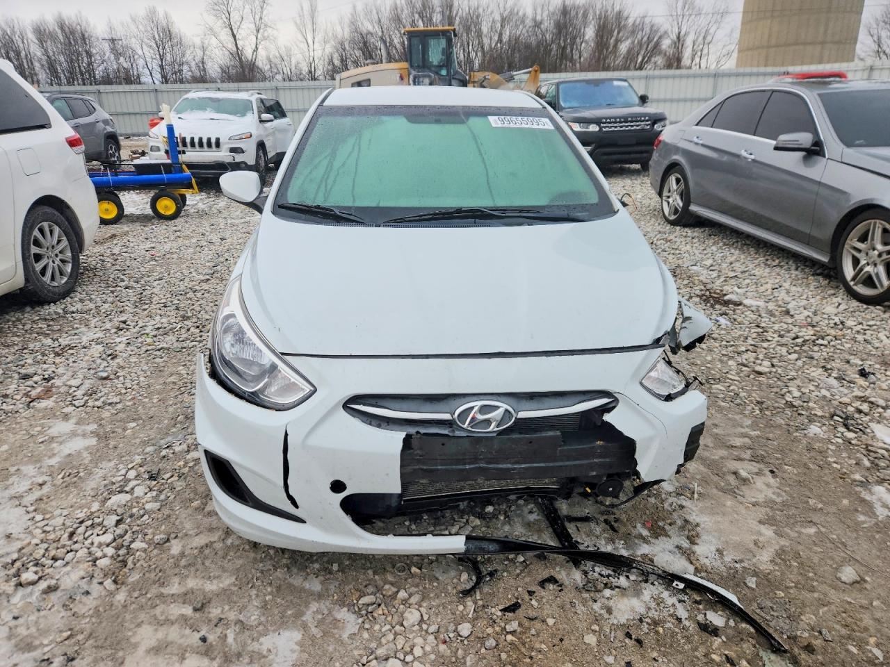 2017 Hyundai Accent Se - Фото 5