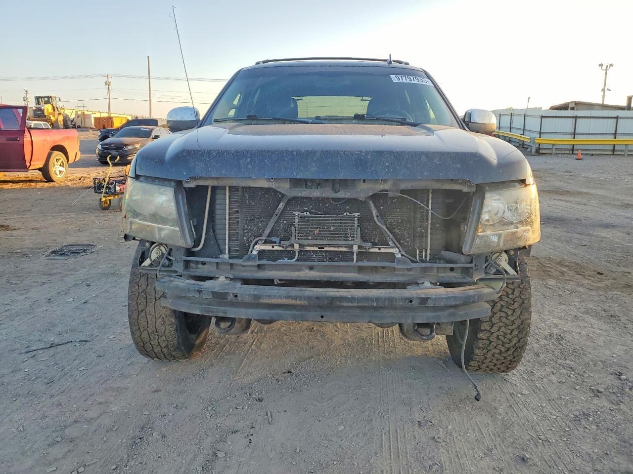 2010 Chevrolet Avalanche Ltz - Фото 5