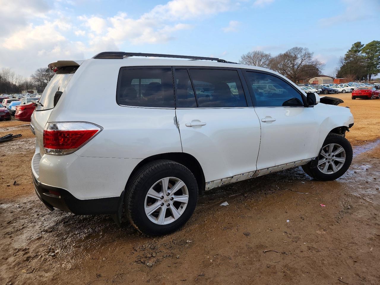 2013 Toyota Highlander Base - Фото 3