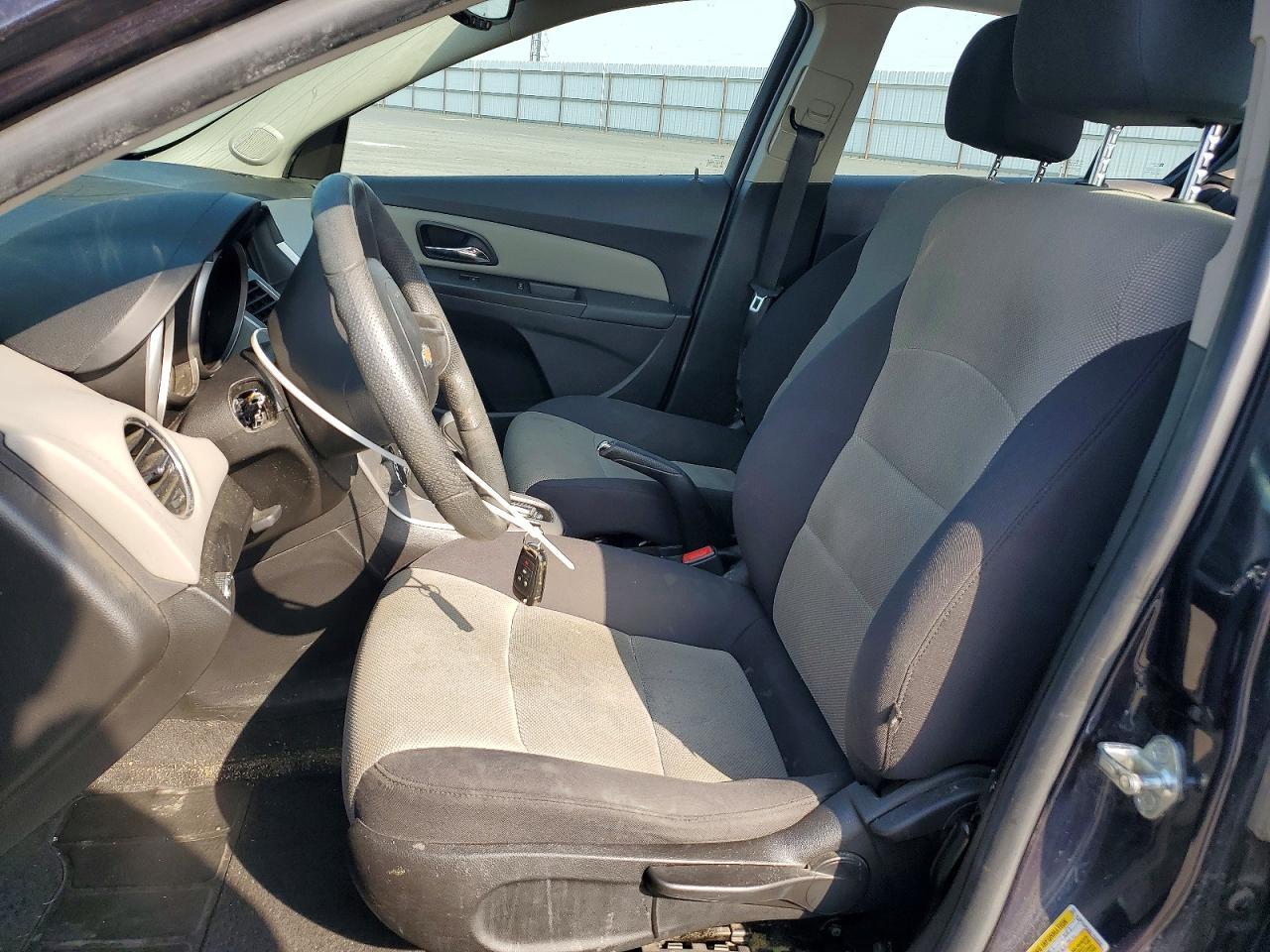 2016 Chevrolet Cruze Limited Ls - Image 7