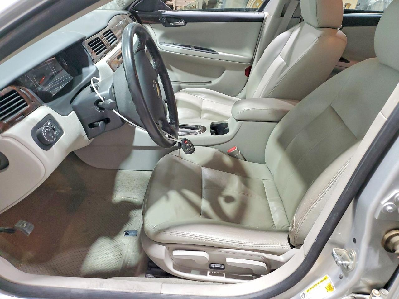 2012 Chevrolet Impala Lt - Image 7