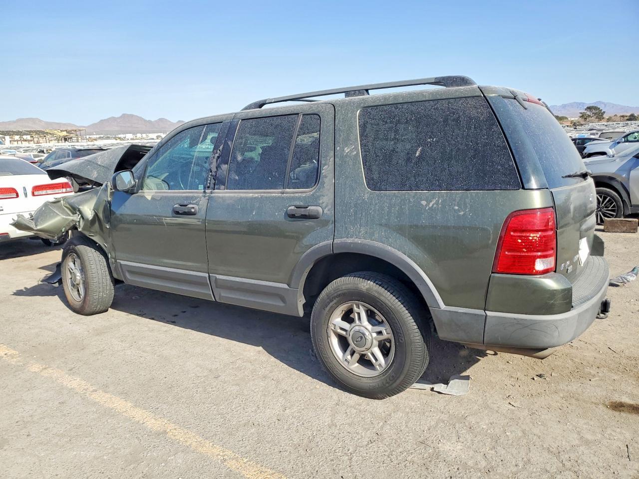 2003 Ford Explorer Xlt - Image 2