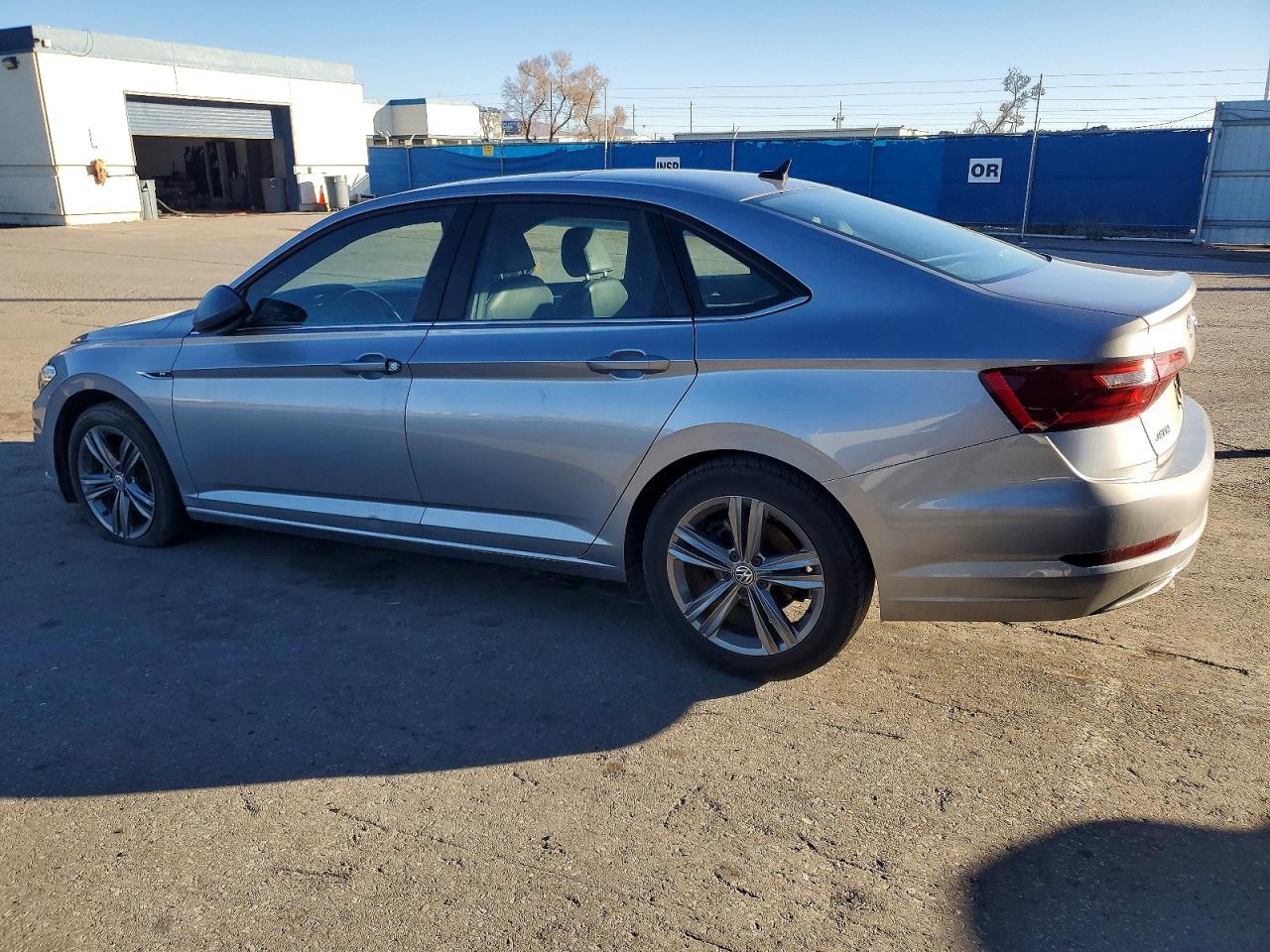2021 Volkswagen Jetta S - Фото 2