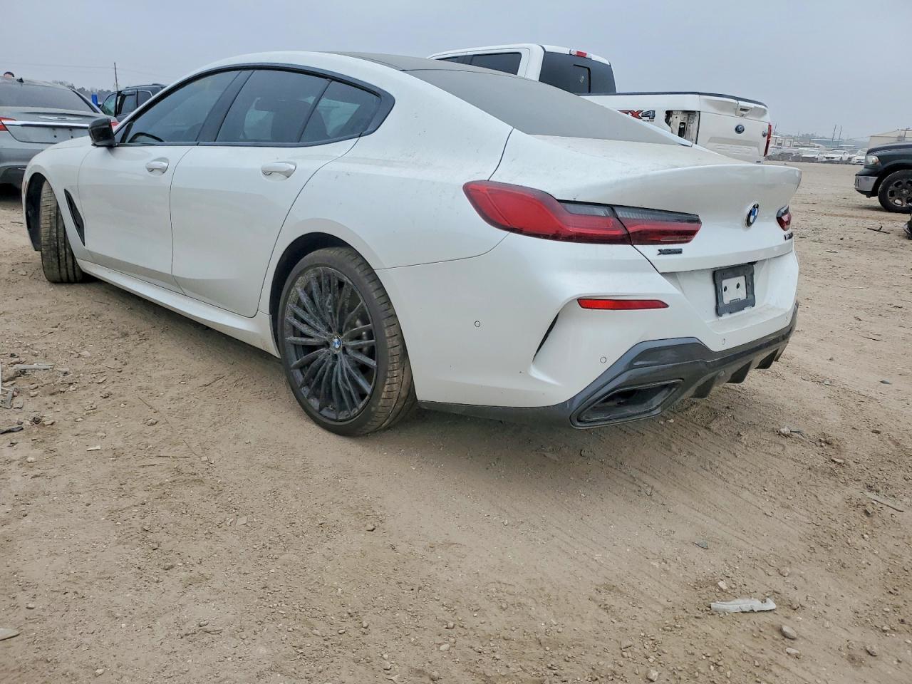 2022 BMW M850Xi - Image 2