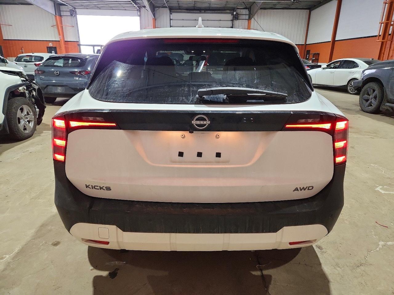 2025 Nissan Kicks Sv 4Dr Awd - Фото 6