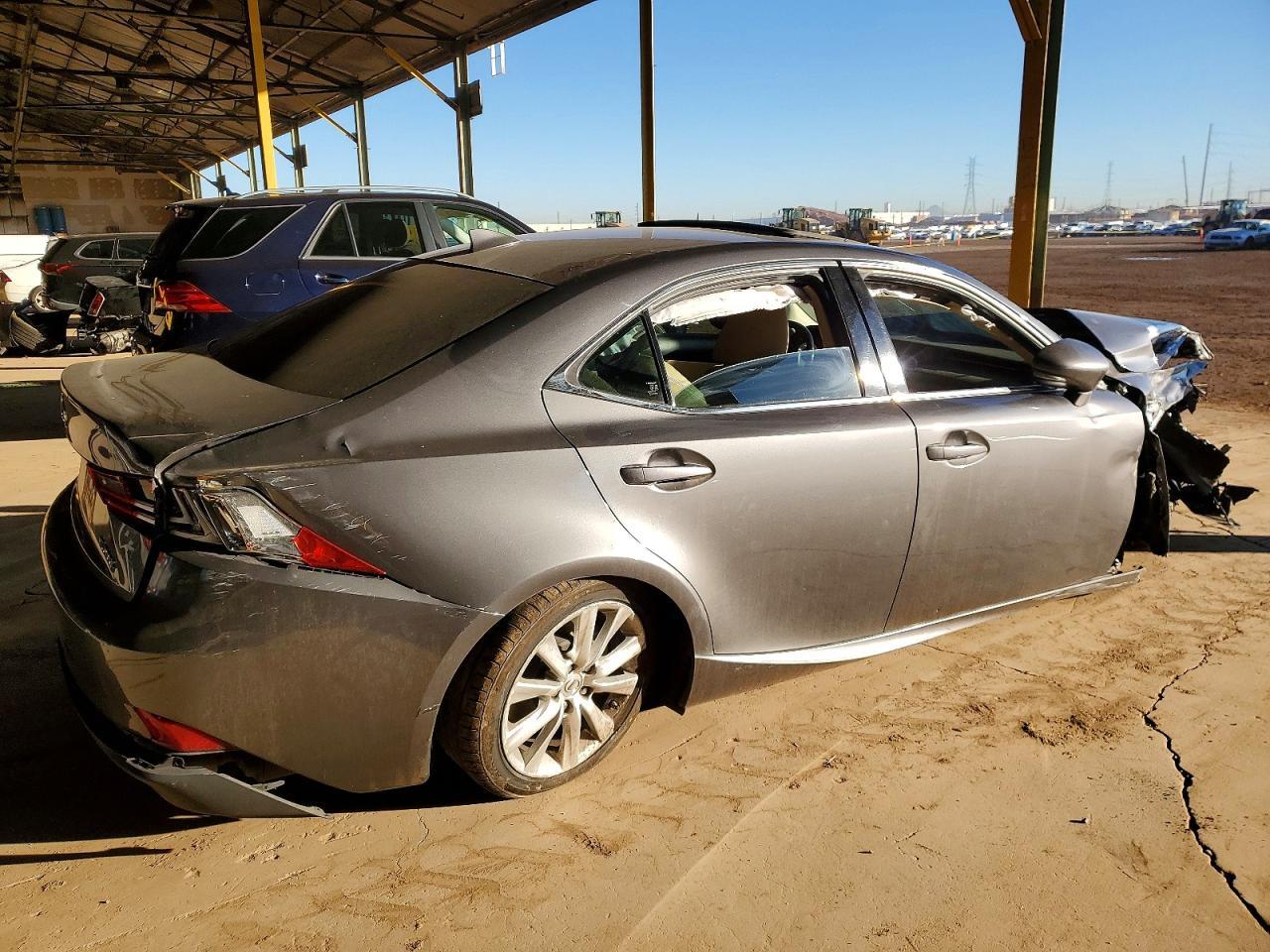 2016 Lexus Is 200T - Фото 3