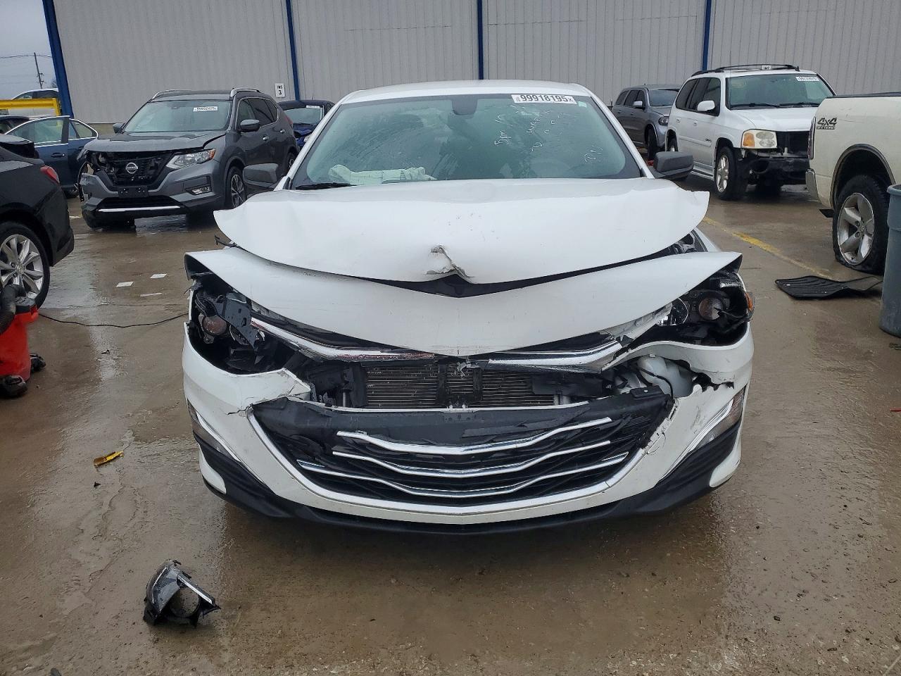 2020 Chevrolet Malibu Ls - Фото 5