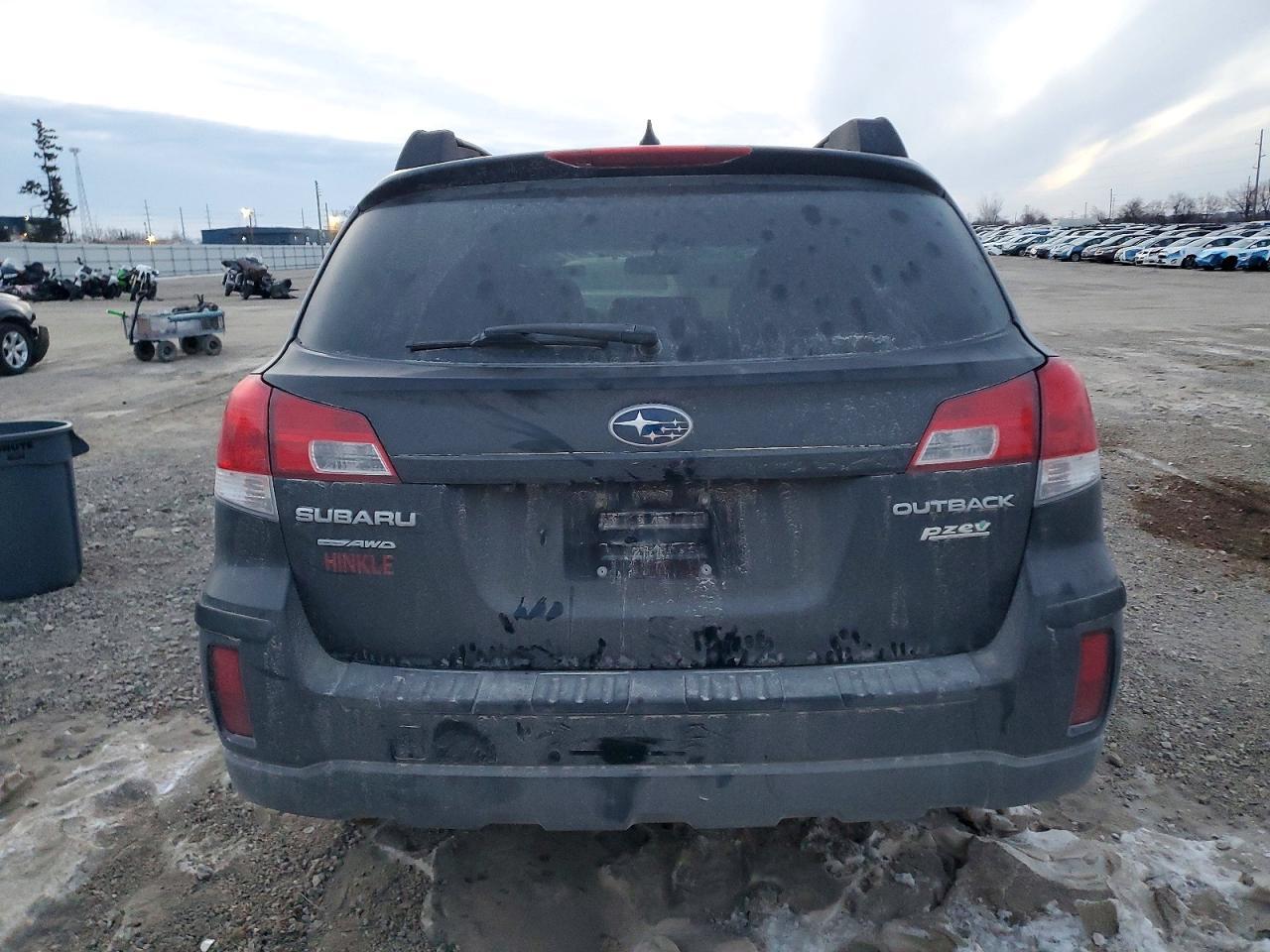 2011 Subaru Outback 2.5I Limited - Фото 6