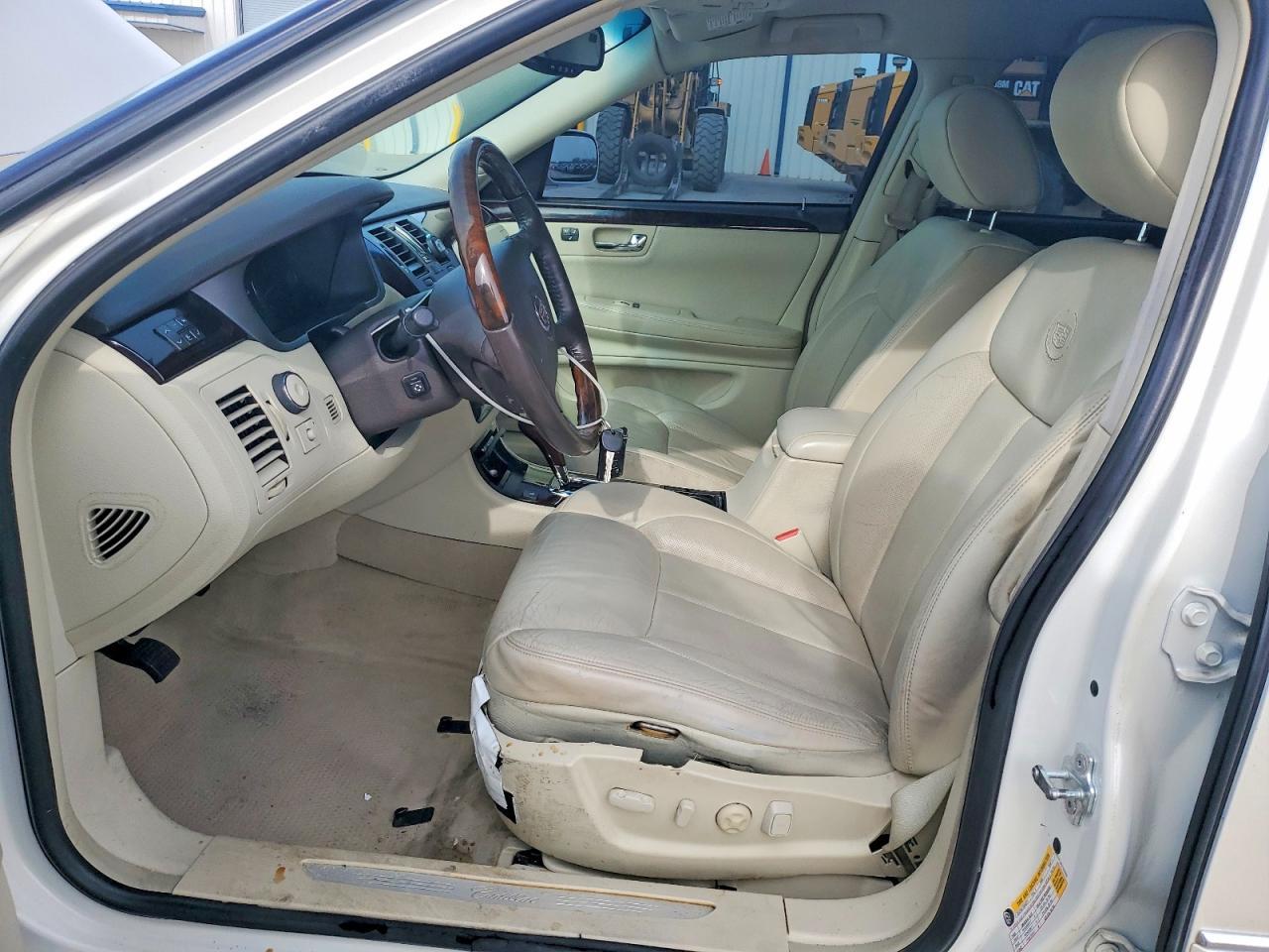 2008 Cadillac Dts - Image 7