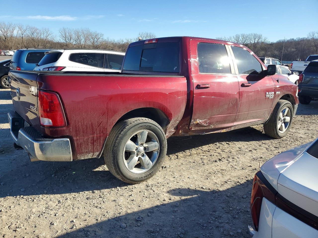 2019 Ram 1500 Classic Slt - Image 3