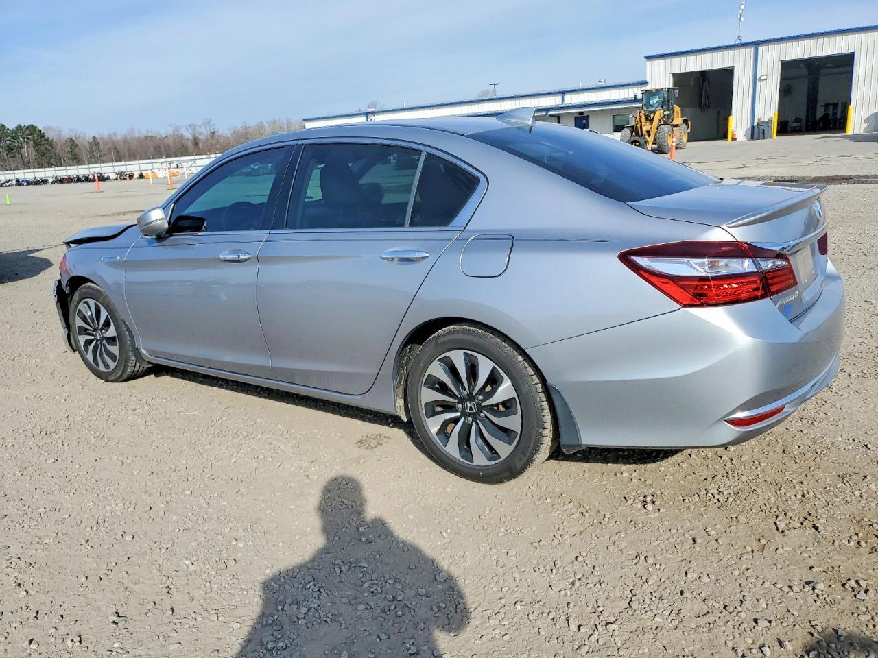 2017 Honda Accord Hybrid - Фото 2