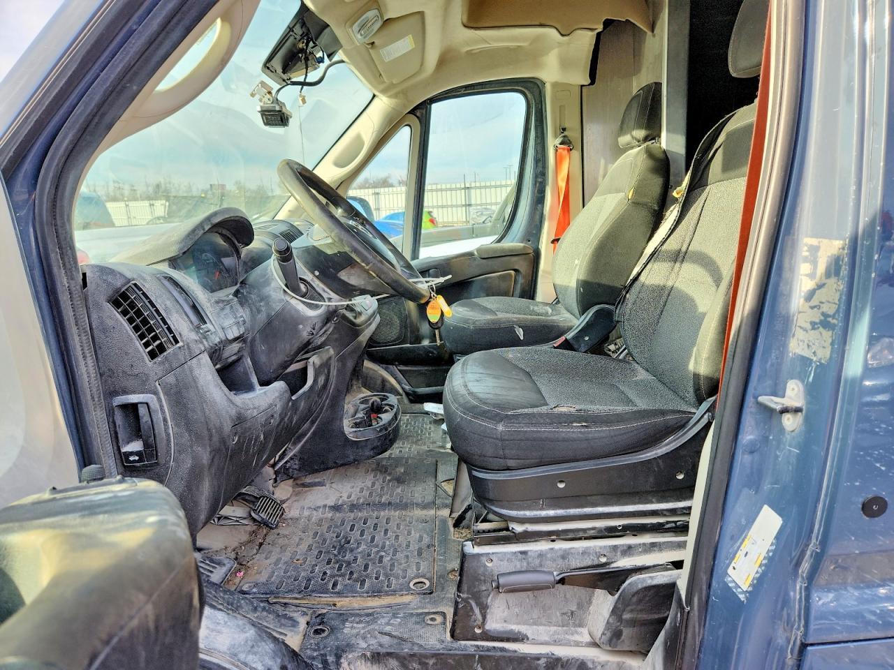 2021 Ram Promaster 3500 Delivery Van - Фото 7
