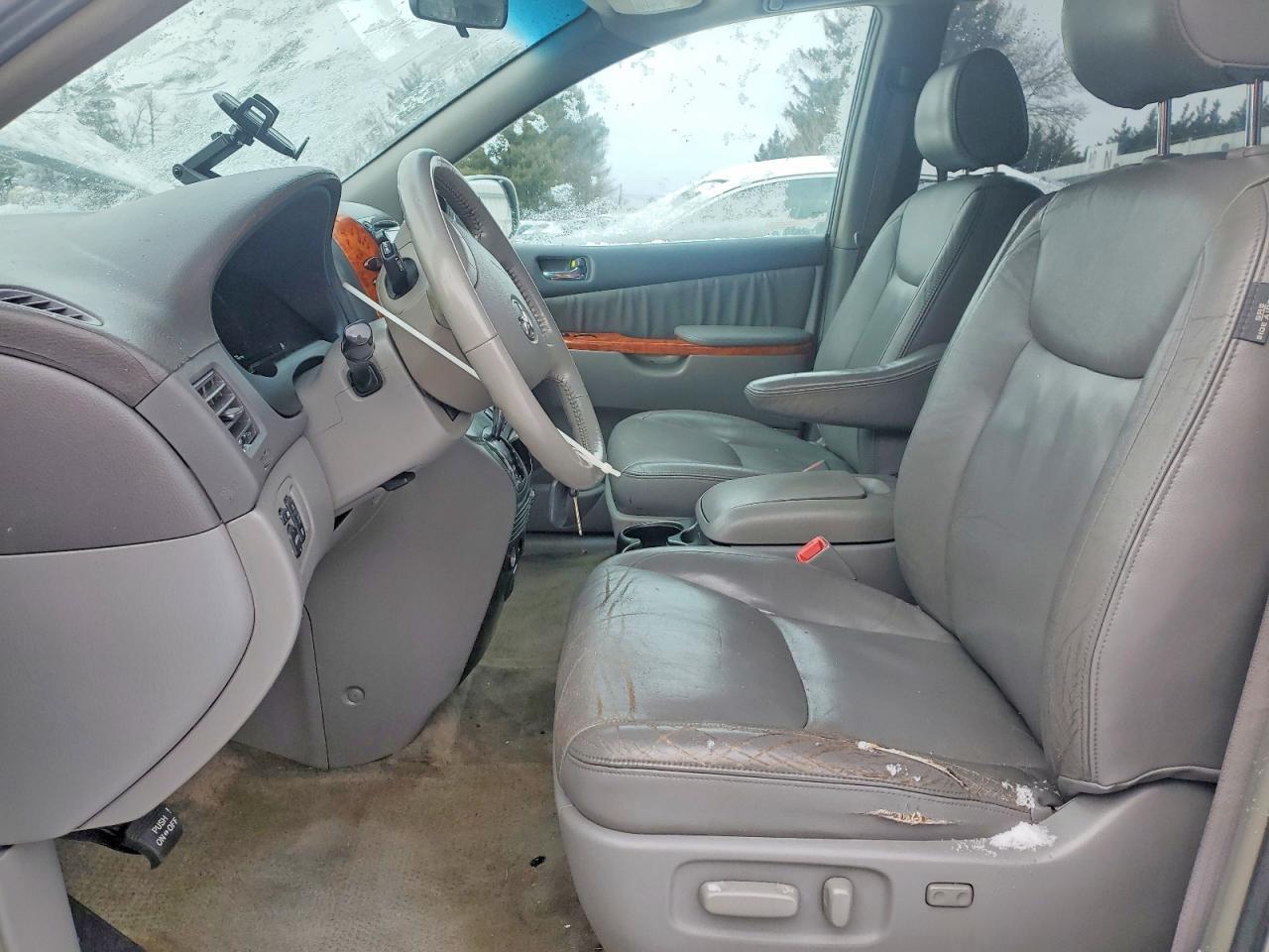 2006 Toyota Sienna Xle - Image 7