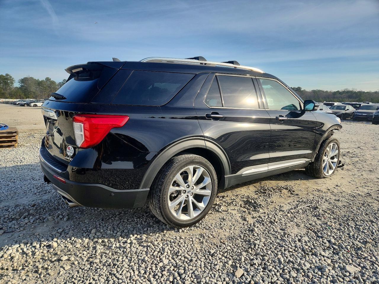 2021 Ford Explorer Platinum - Фото 3