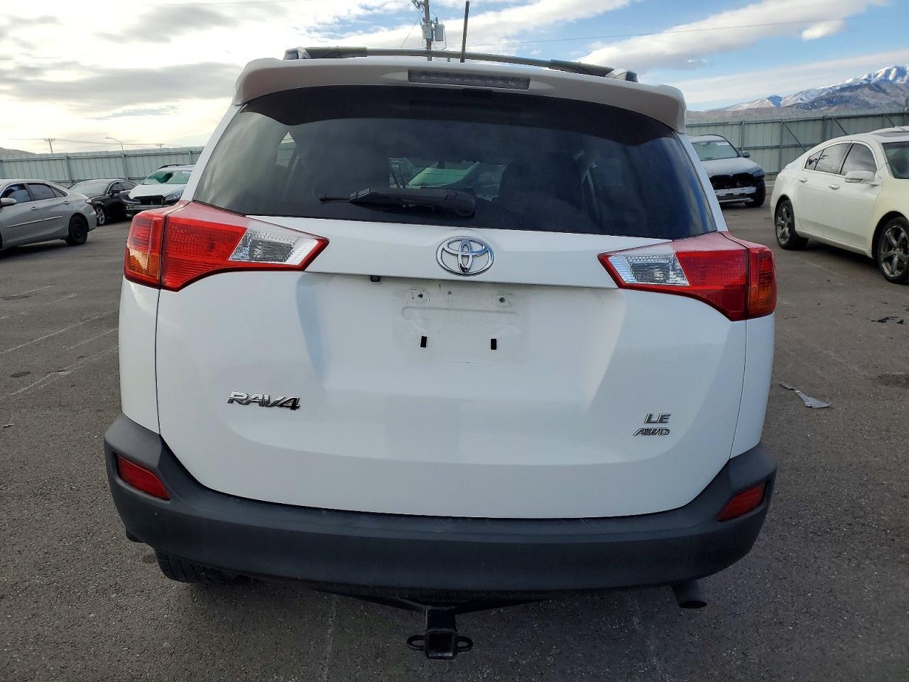 2015 Toyota Rav4 Le - Фото 6