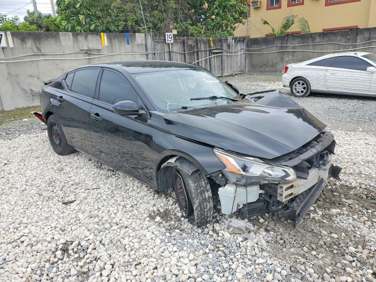 2020 Nissan Altima S - Image 4