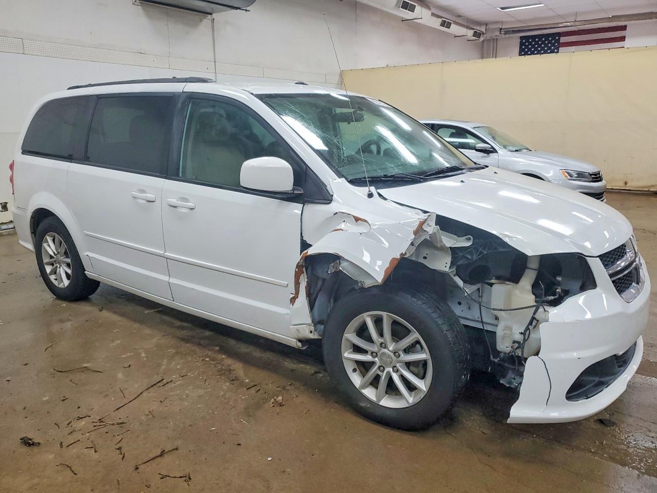 2016 Dodge Grand Caravan Sxt - Фото 4